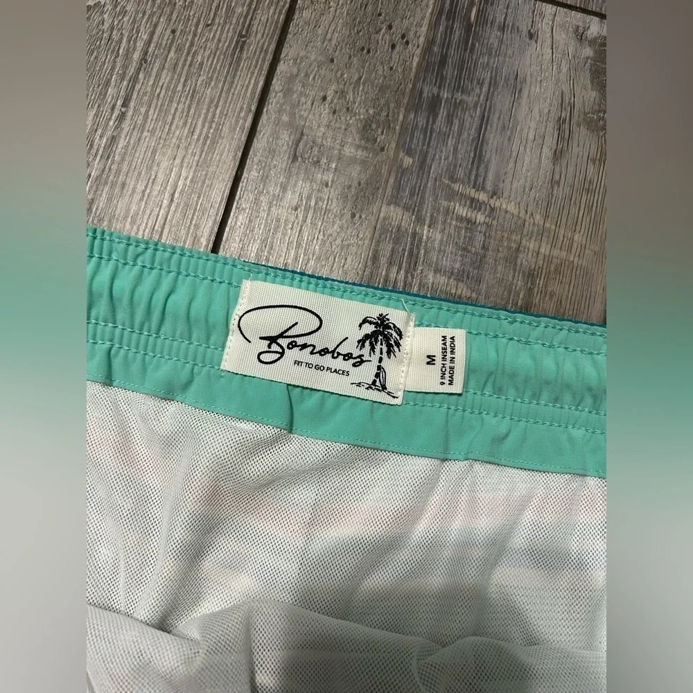 Bonobos 7-Inch E-Waist Swim Trunks Sz: M Striped shorts
